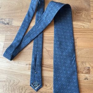 Beautiful Giorgio Armani tie